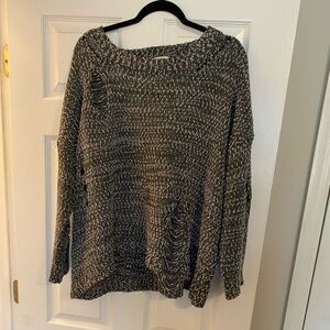 Umgee Black and White Distressed Knit Sweater
